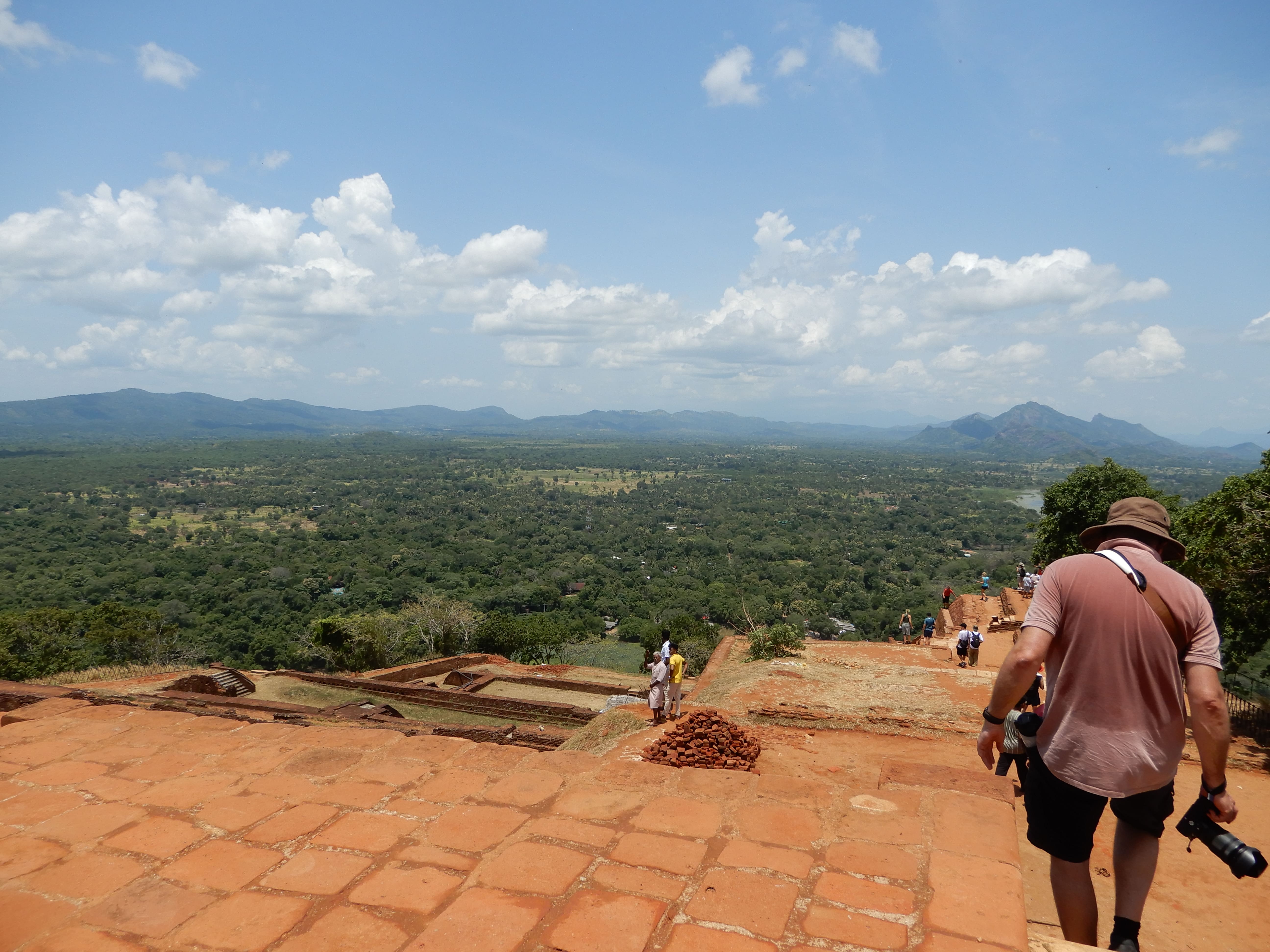 Srilanka, a tropical paradise known for its stunning landscapes, rich culture, and vibrant wildlife.